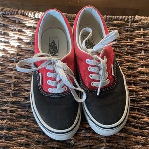 EUC Kids Vans Red and Black w/ laces